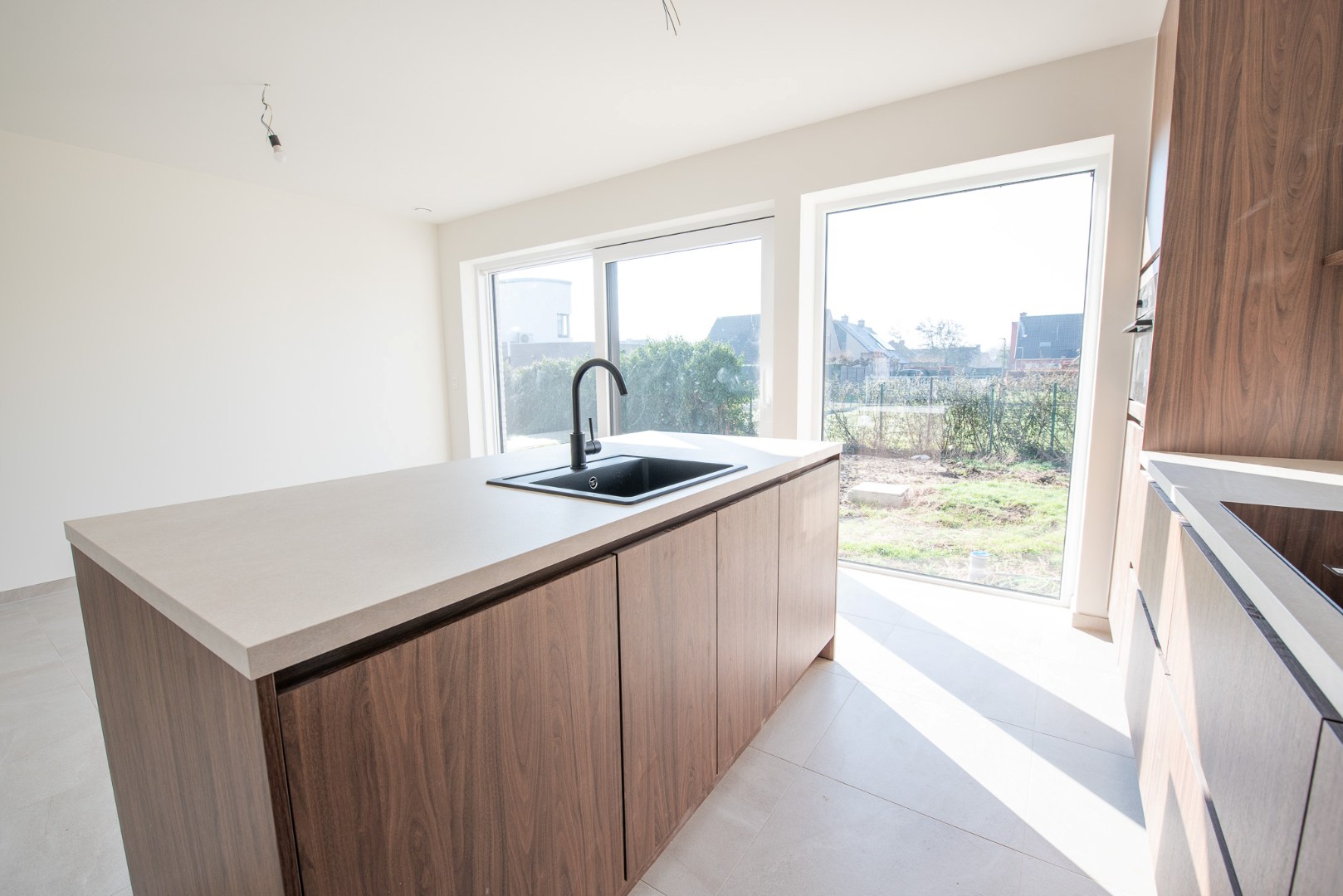 Knap afgewerkte, energiezuinige woning op sublieme locatie centrum Waregem! Kijkwoning! - foto 4