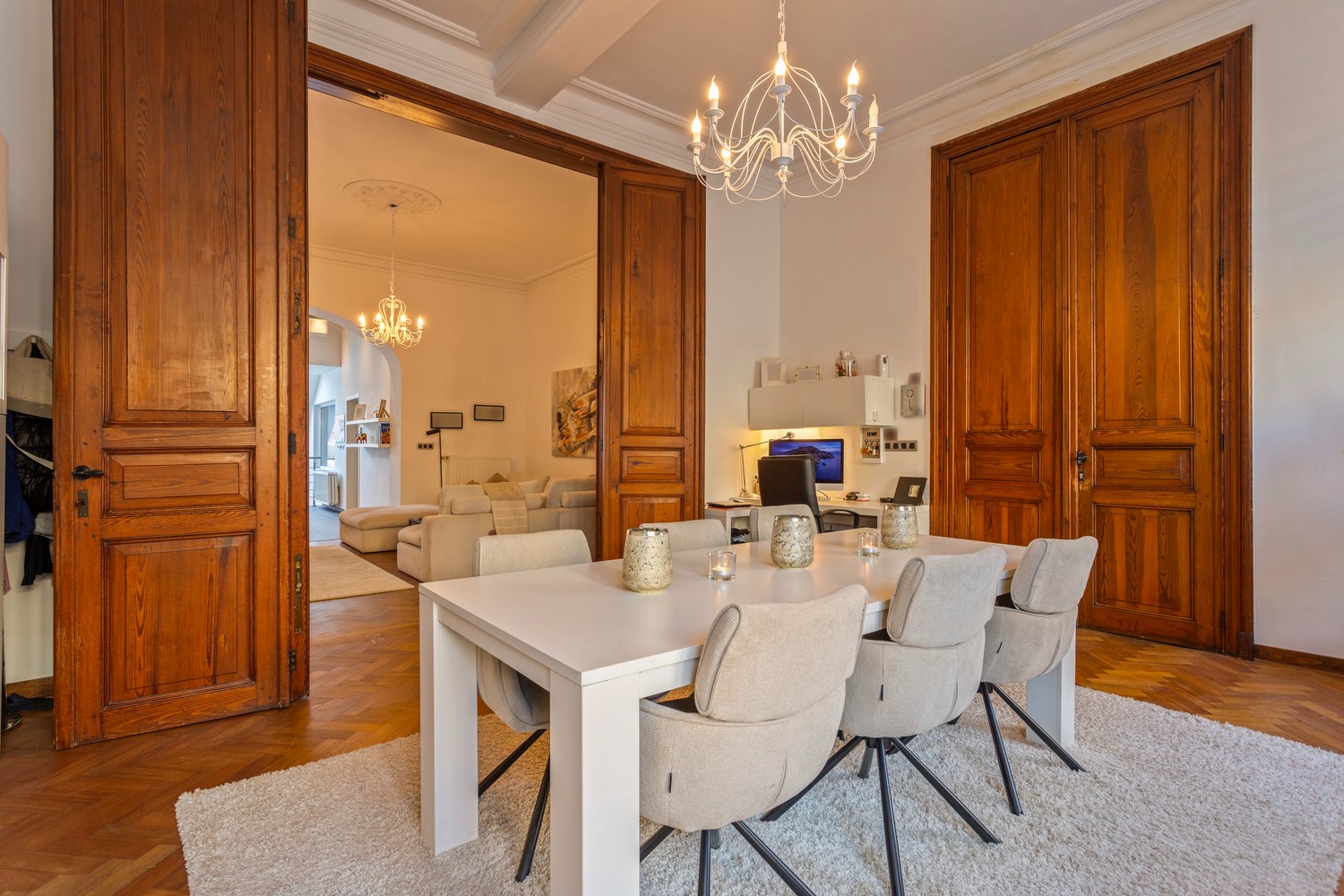 Prachtige herenwoning / B&amp;B in centrum Sint-Truiden te koop! - foto 4