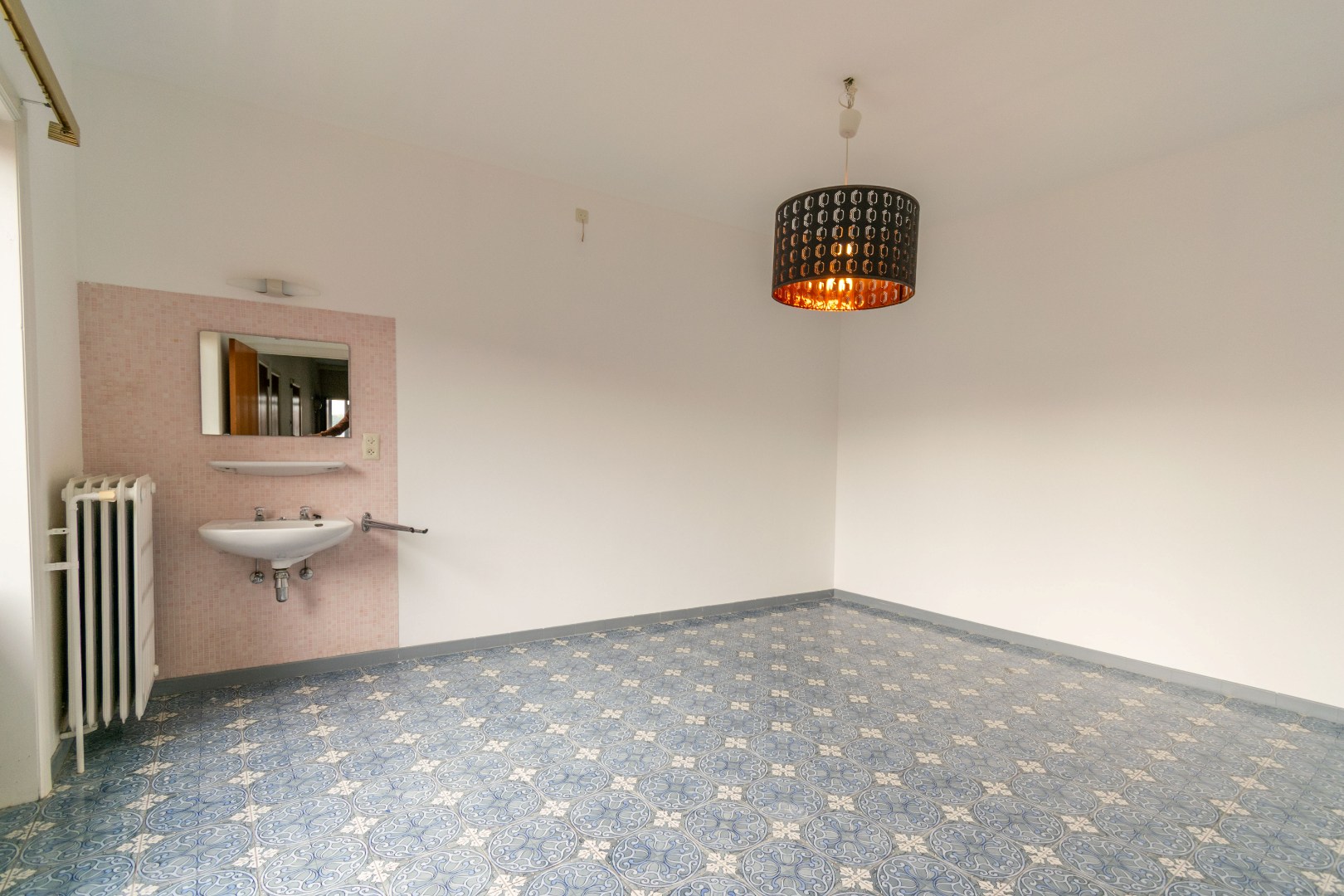 Een zeer ruim appartement te Halle! - foto 4