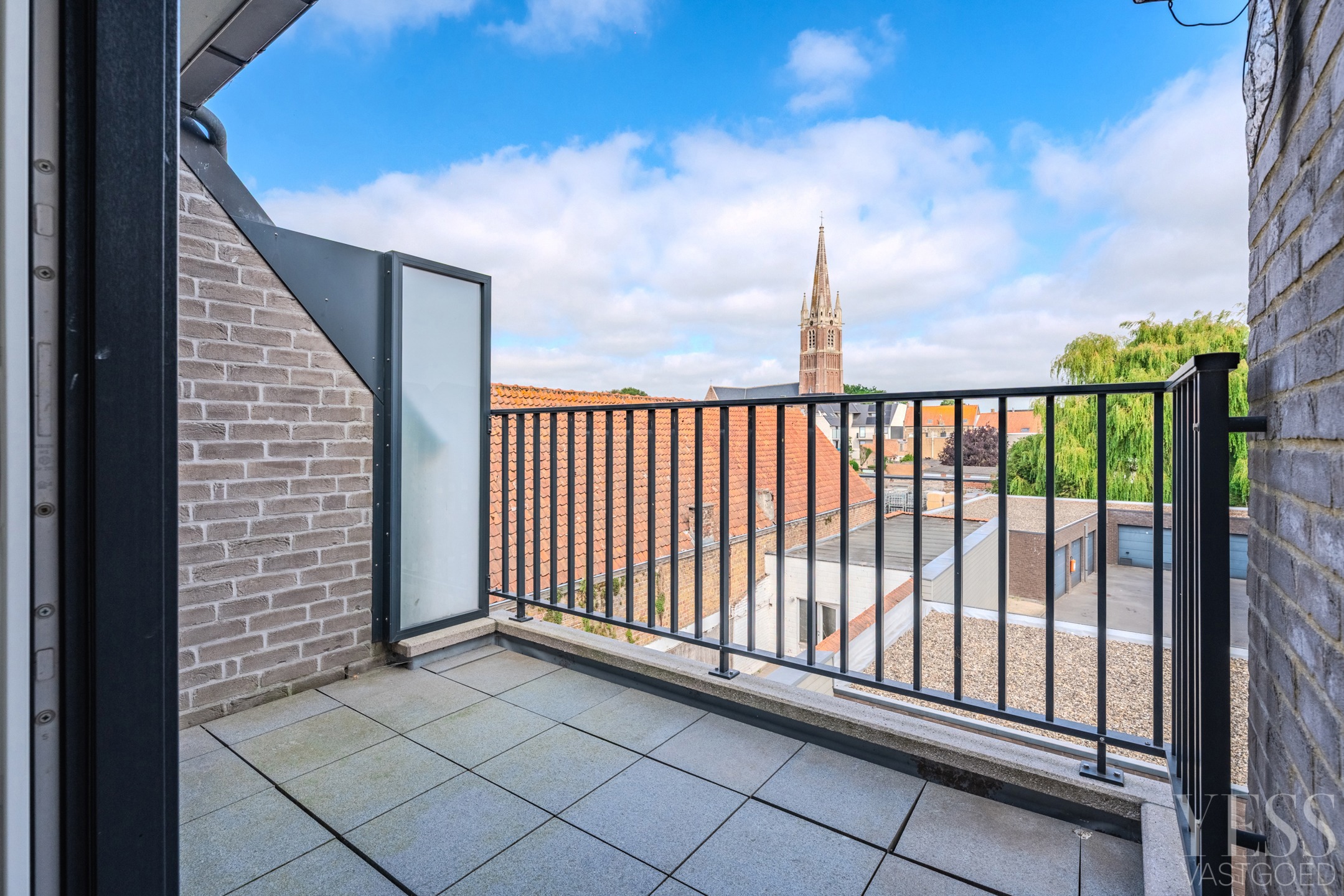Lichtrijk duplexappartement met terras in Oudenburg! - foto 5