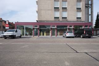 This property is offered via Power-sale. The listed price is a target price. If you want to make an appointment or would like more information...