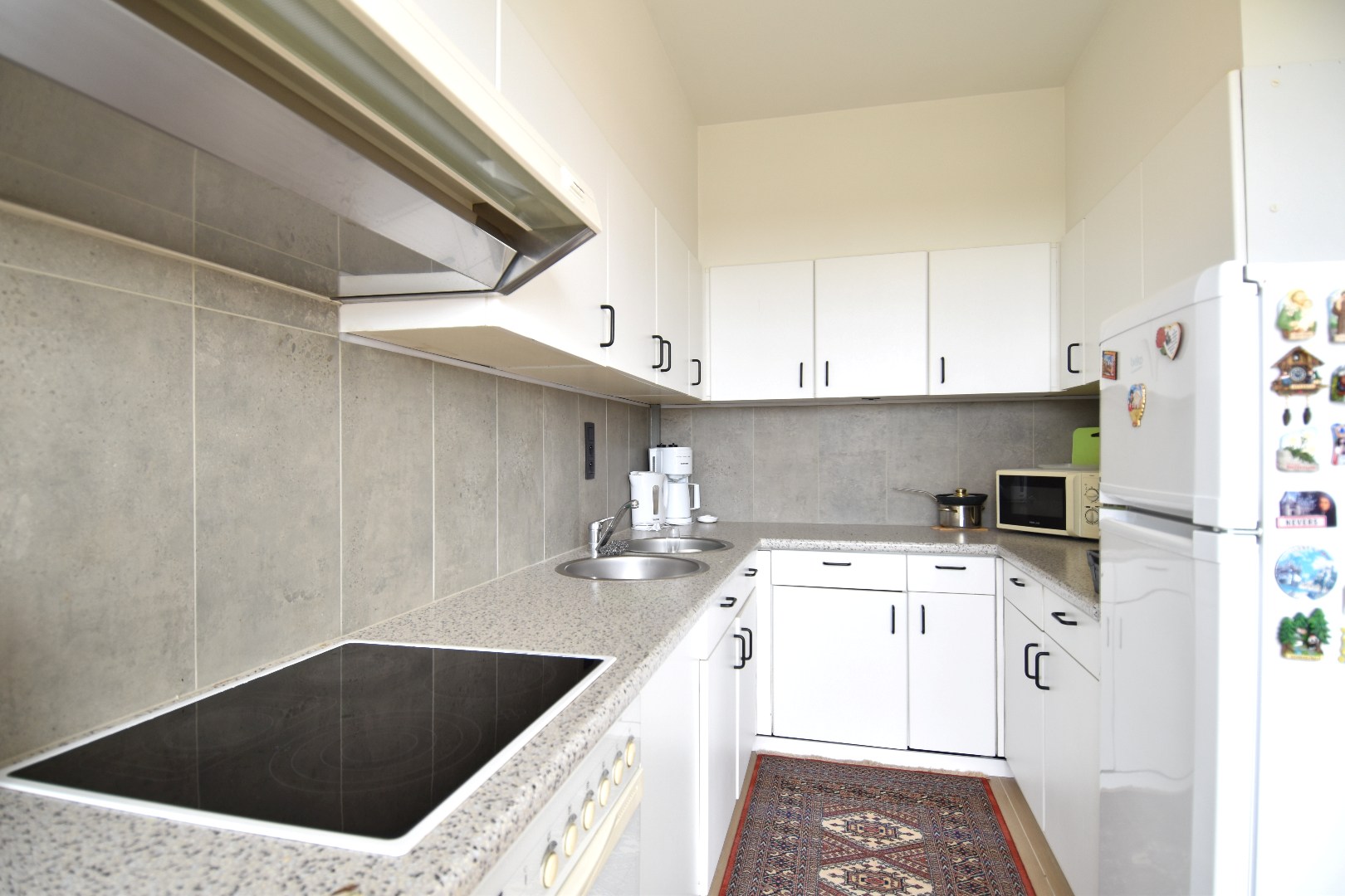 Instapklaar 2-slaapkamerappartement te koop op toplocatie in het hart van Gullegem - foto 2