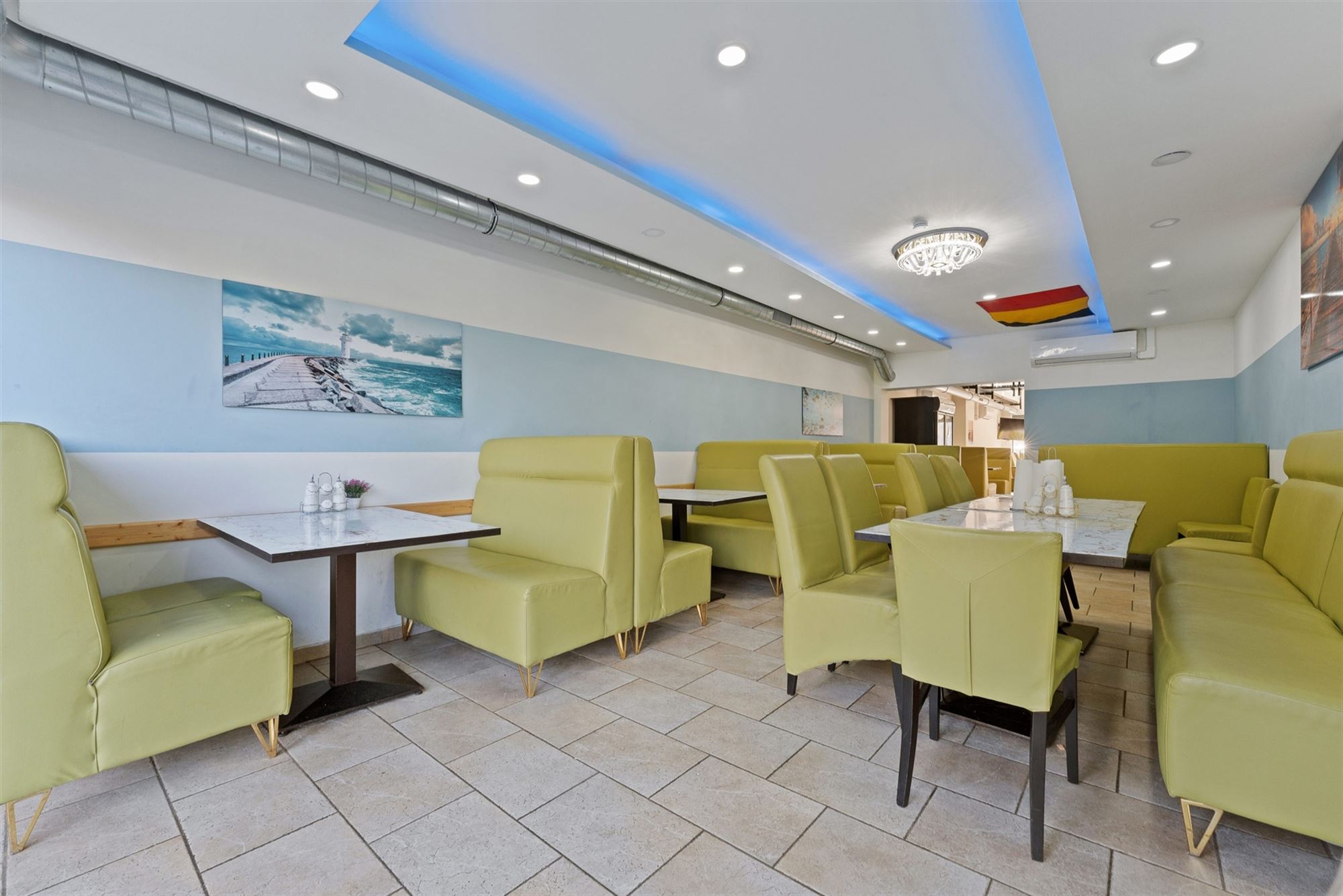 GERENOVEERD (2021) HANDELSPAND VAN 206 m2 MET EEN TE RENOVEREN BOVENLIGGEND APPARTEMENT (124 m2) MET 2 SLAAPKAMERS GELEGEN TE BERINGEN - foto 4