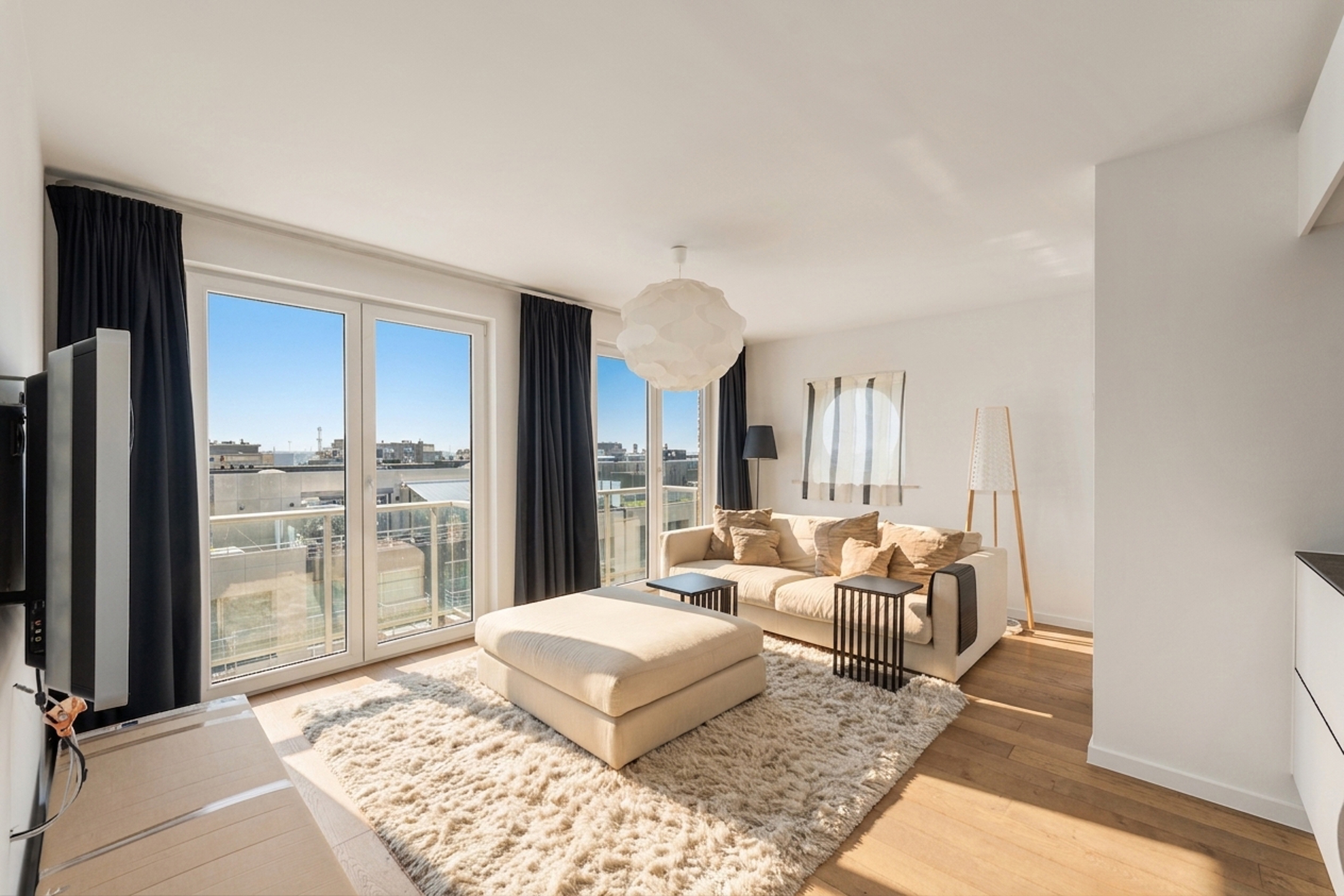 Luxeappartement met zijdelings zeezicht en zonnig terras - foto 4