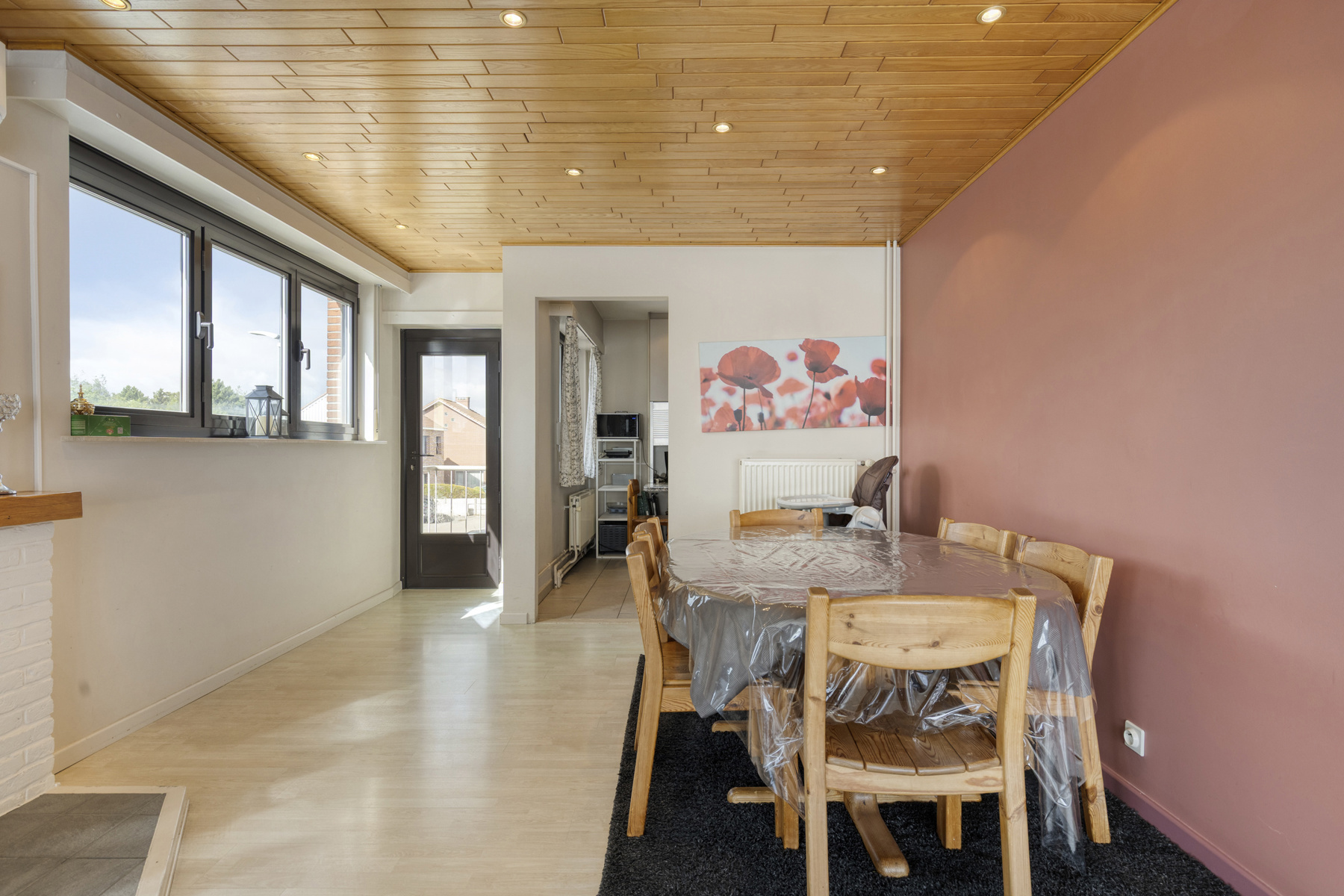 Duplex met twee slaapkamers, tuin en garage. - foto 5