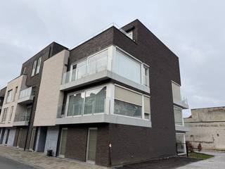 Ontdek dit prachtig en recent appartement, waar hedendaags comfort en een doordachte indeling centraal staan.Bij het binnenkomen wordt u meteen...