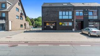 Welkom op de Landwaartslaan 16/1.1, 3600 Genk.Dit instapklaar appartement bevindt zich vlakbij het centrum van Genk op een zeer gunstige locatie.Het...