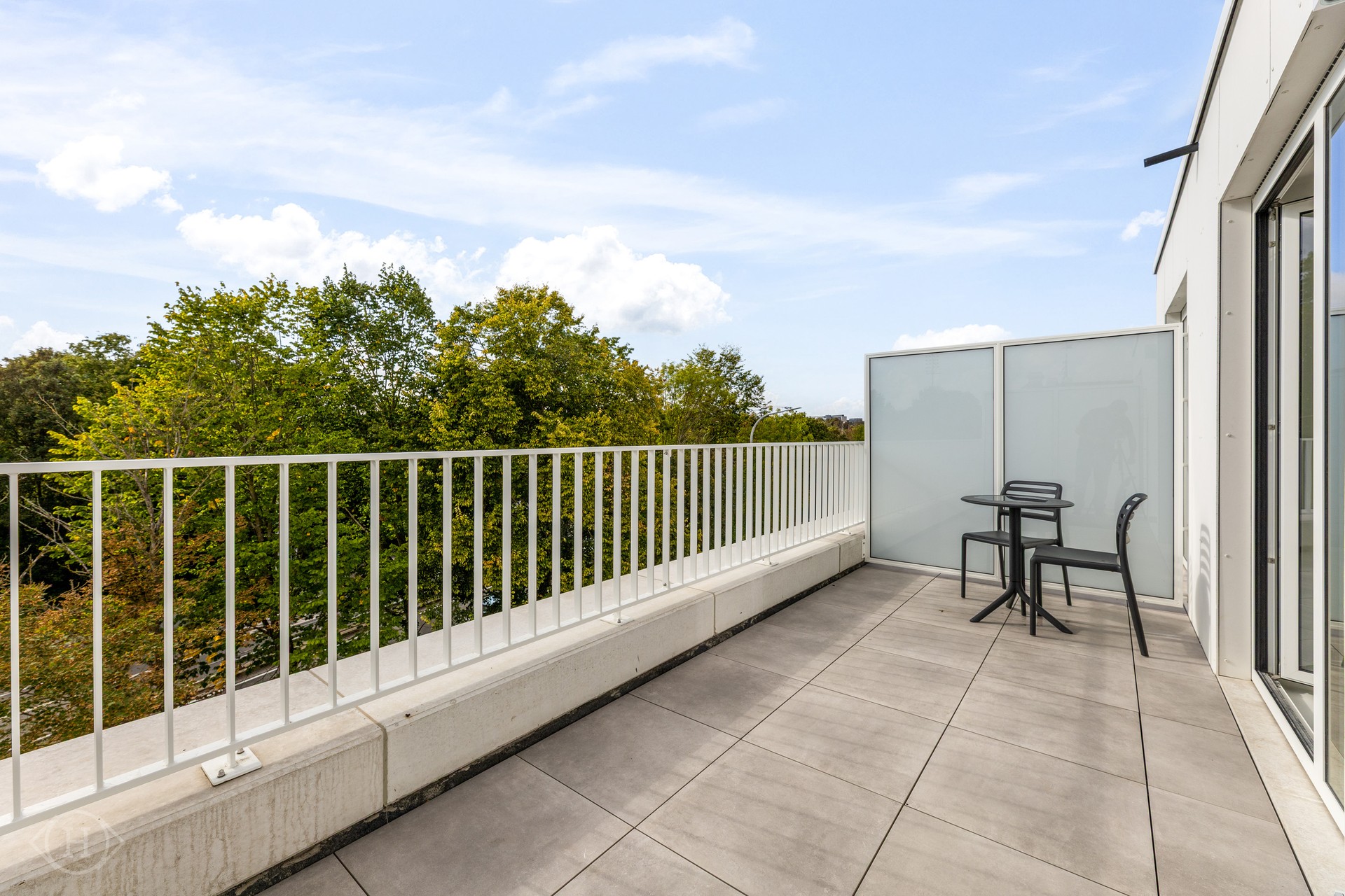 Compact comfort met eigen terras: energiezuinige studentenkamer in Trivest - foto 5