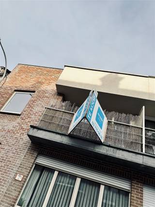 Ben je op zoek naar een knus appartement of goede investering met één slaapkamer, gelegen nabij het centrum van Temse? Lees dan zeker...