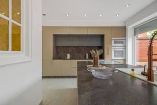 Bent u op zoek naar een uitzonderlijke combinatie van wonen en werken? Dan is dit instapklare pand in het bruisende centrum van Boom precies wat...