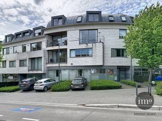 Are you looking for a STRATEGICALLY located COMMERCIAL property with excellent VISIBILITY and FLEXIBILITY? IMMO STORE presents this former...