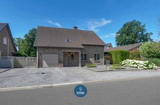 CHARMANTE GEZINSWONING MET EPC LABEL B OP EEN TOPLOCATIE TE VUCHT !<br /><br />We vinden deze woning met een bewoonbare oppervlakte van 224 m² terug op een perceel van 5a 76ca te Vucht-Maasmechelen.<br /><br />Voor meer informatie, neem zeker een kijkje op onze website via de volgende link:<br />https://www.sterkvastgoedmakelaars.be/detail/te-koop-woning-maasmechelen/7590596?dosearch=True&amp;flowstatus=ForSale,ForSaleReserved,ForSaleWithBid,ToCompleteForSale,SoldUnderReserve,Sold&amp;pageindex=1&amp;pagesize=12&amp;searchpage=ForSale&amp;sortdirection=DESC&amp;sortfield=pub_flowstatus&amp;transactiontype=Sale