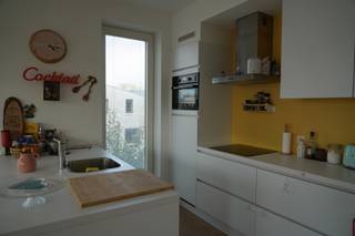 Op het rustige en groene Linkeroever wacht dit volledig gemeubeld appartement op een nieuwe bewoner die comfort en gemak weet te waarderen. Alles...