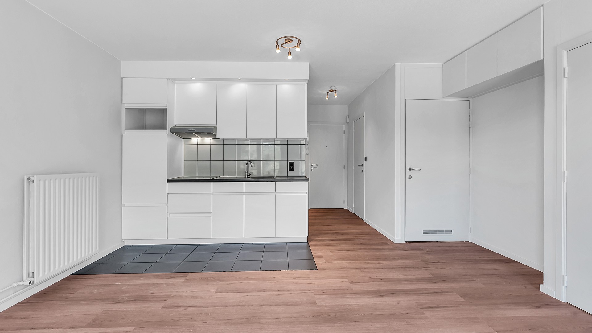 Instapklaar appartement met garage in Genk - foto 4