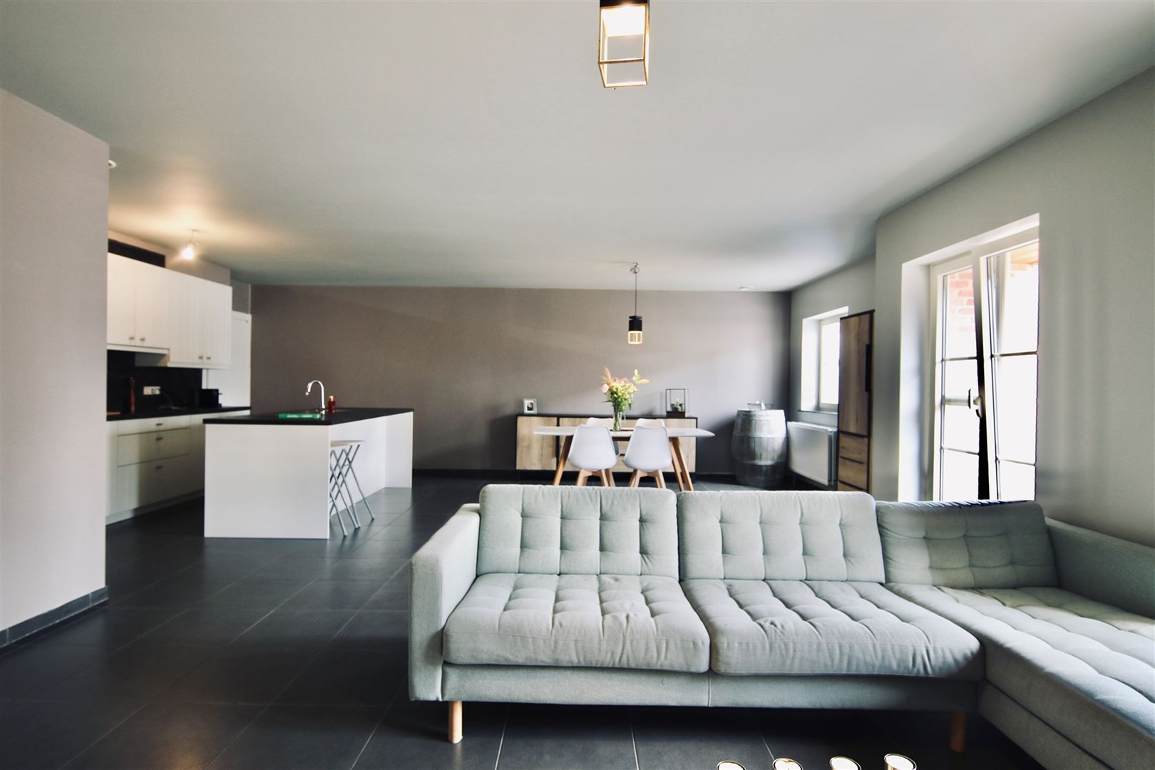 Ruim appartement met carport - foto 4