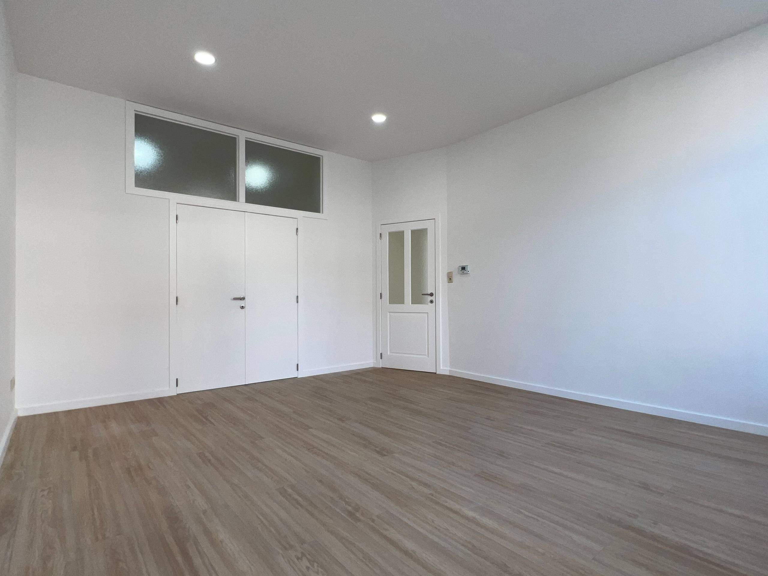 Apartment for rent in Saint-Josse-ten-Noode with 2 bedrooms - photo 3