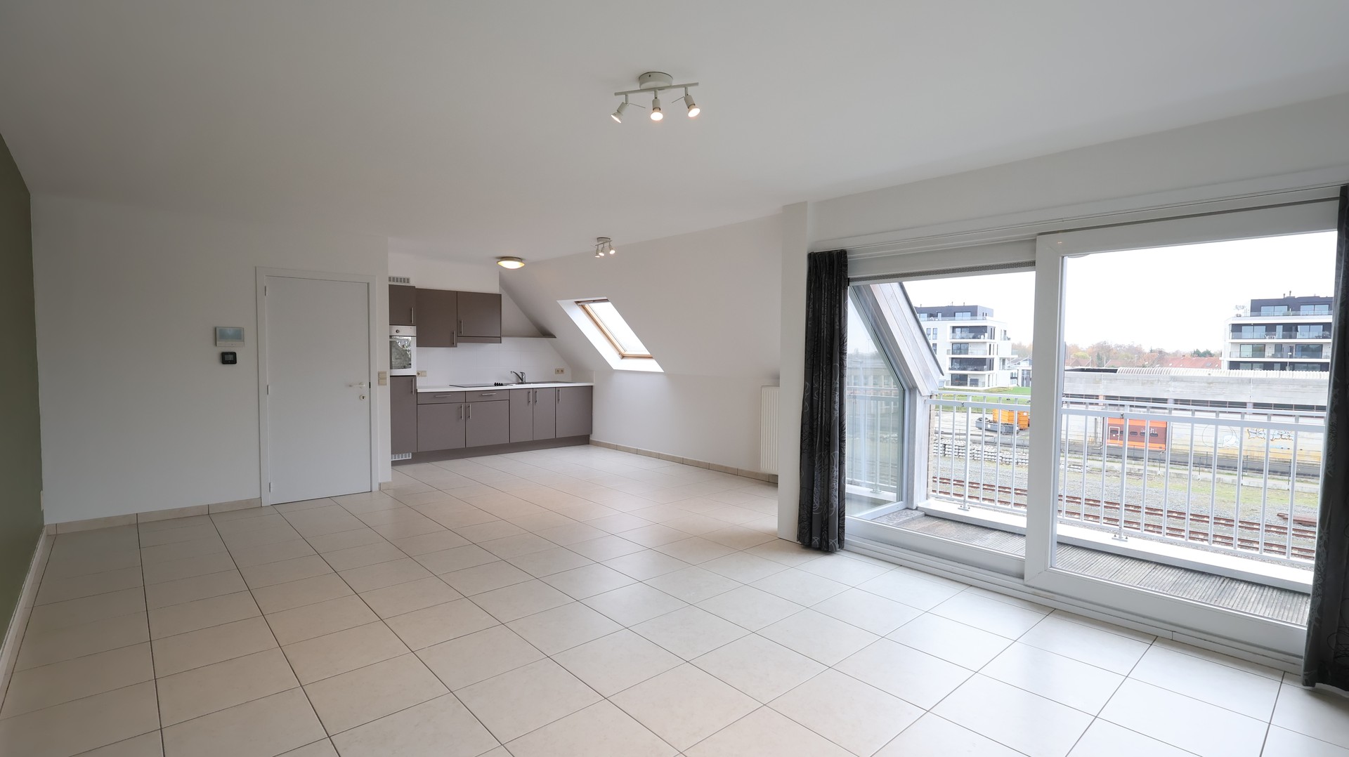 Appartement à louer à Roulers avec 2 chambres - photo 3