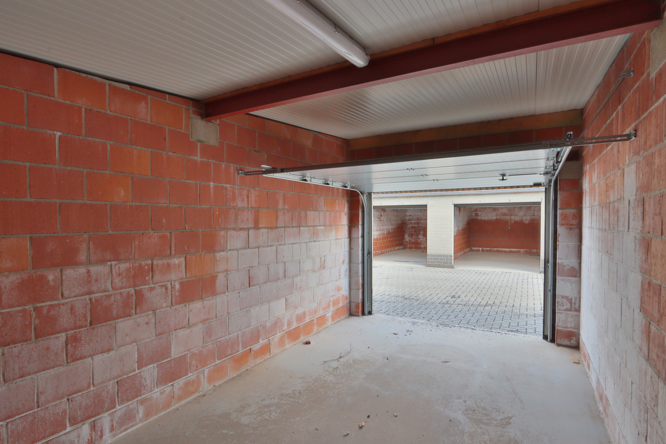 Garagebox met elektrisch oplaadpunt te huur!  - foto 5