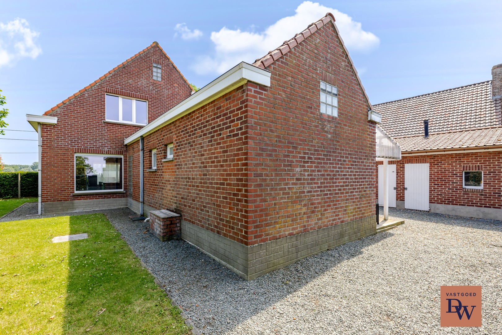 Ruime gezinswoning met 4 slaapkamers op een perceel van 619 m² in Gijzenzele (Oosterzele) - photo 3