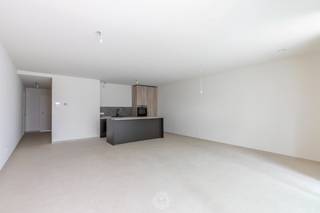 In de recente en moderne residentie Scaldia, bevindt zich dit energiezuinige gelijkvloerse nieuwbouwappartement. Dankzij de doordachte...