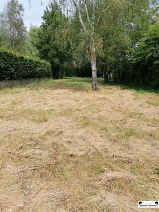 Bent u op zoek naar de perfecte locatie om uw droomwoning te bouwen? Deze prachtige bouwgrond in de Eikendreef, gelegen in het pittoreske...