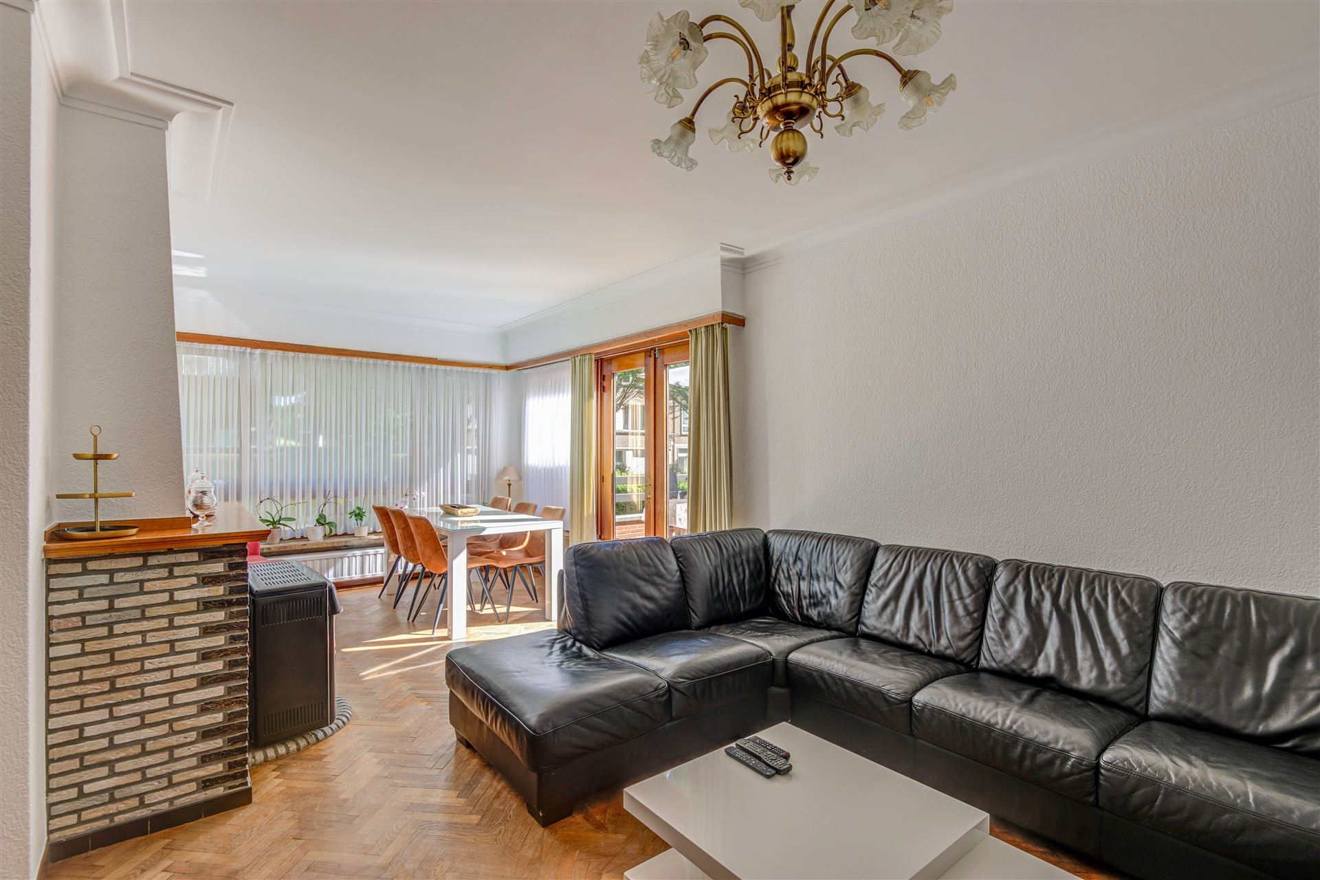 Ruim gelijkvloers appartement met groot terras - foto 4