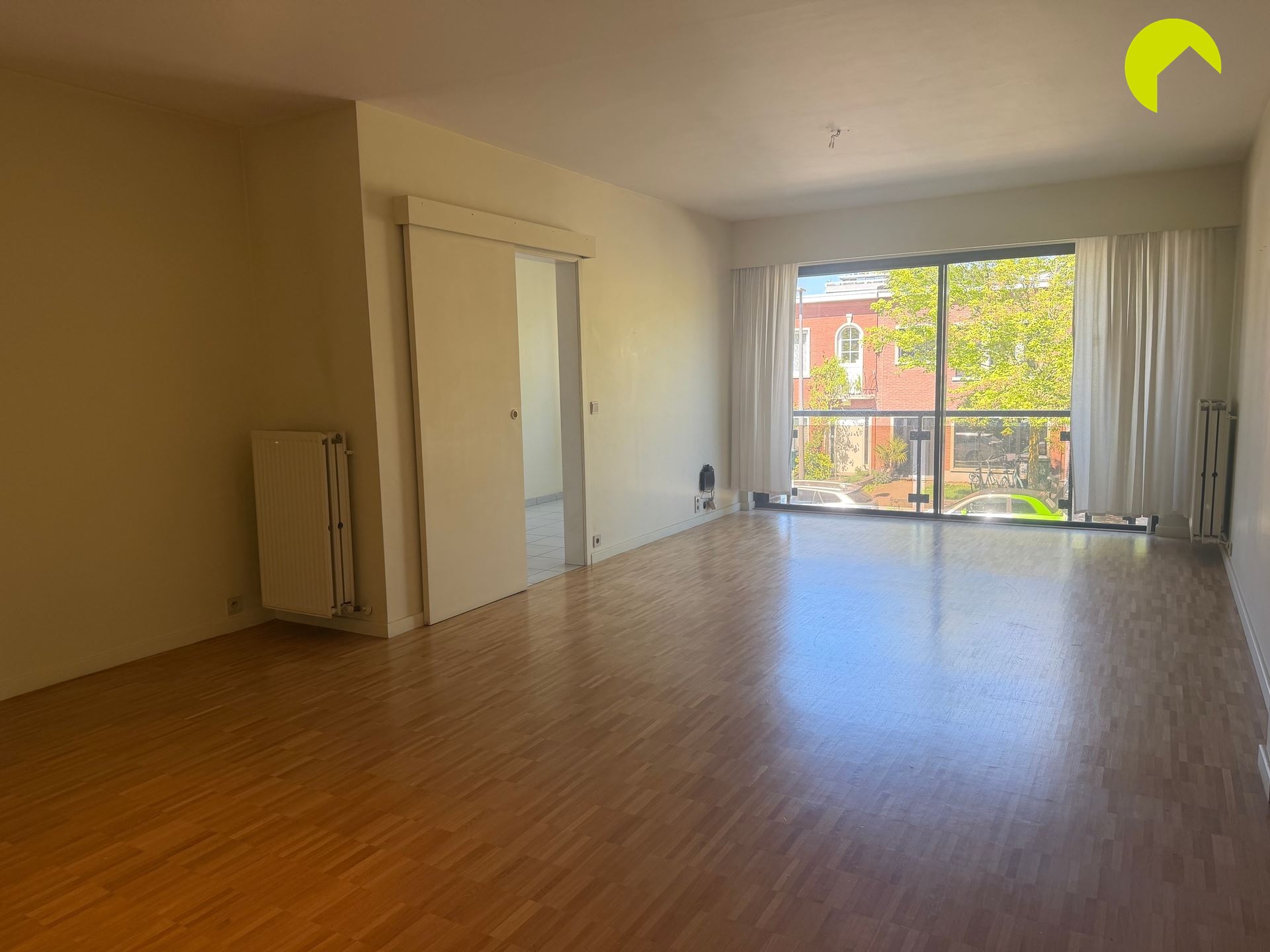 Goed onderhouden appartement met twee slaapkamers! - foto 2