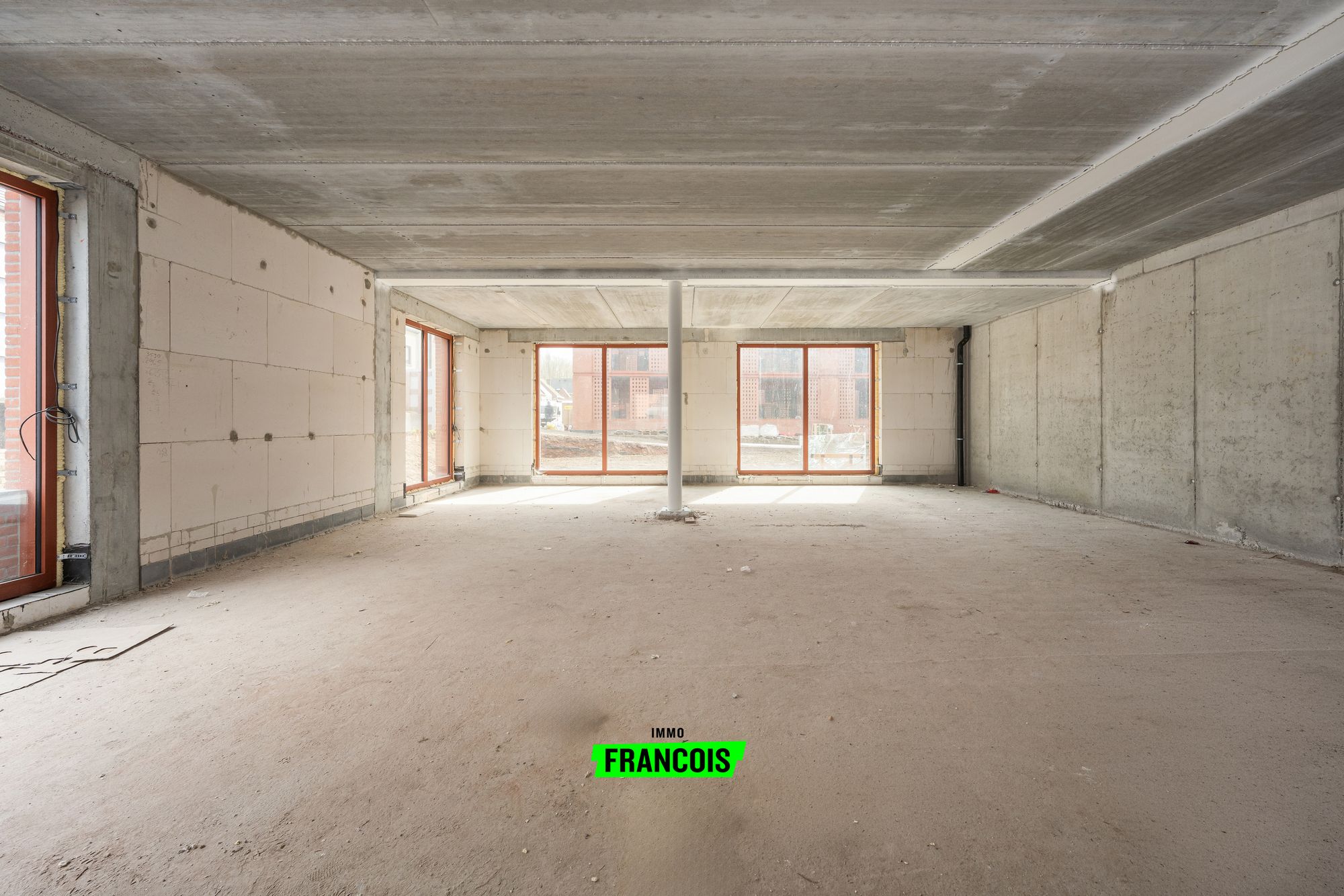 Casco commerciële ruimte in het centrum van Sint-Lievens-Houtem - foto 4