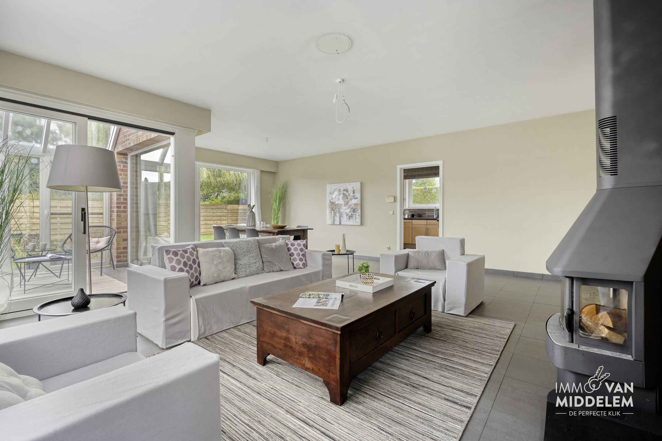 INSTAPKLARE VILLA MET 4 KAMERS EN BUREAU + BOUWGROND - foto 3