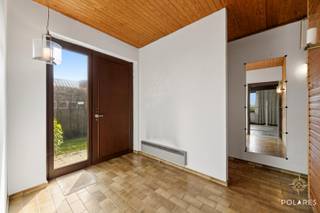 Open house day April 9 - register via www.polares.euThis bungalow, located on a spacious plot of 17.2 acres in Holsbeek, offers a lot of...