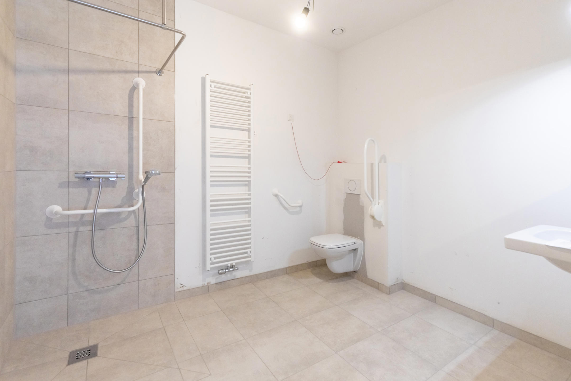 ASSISTENTIEWONING, 1 SLAAPKAMER, TERRAS - foto 5