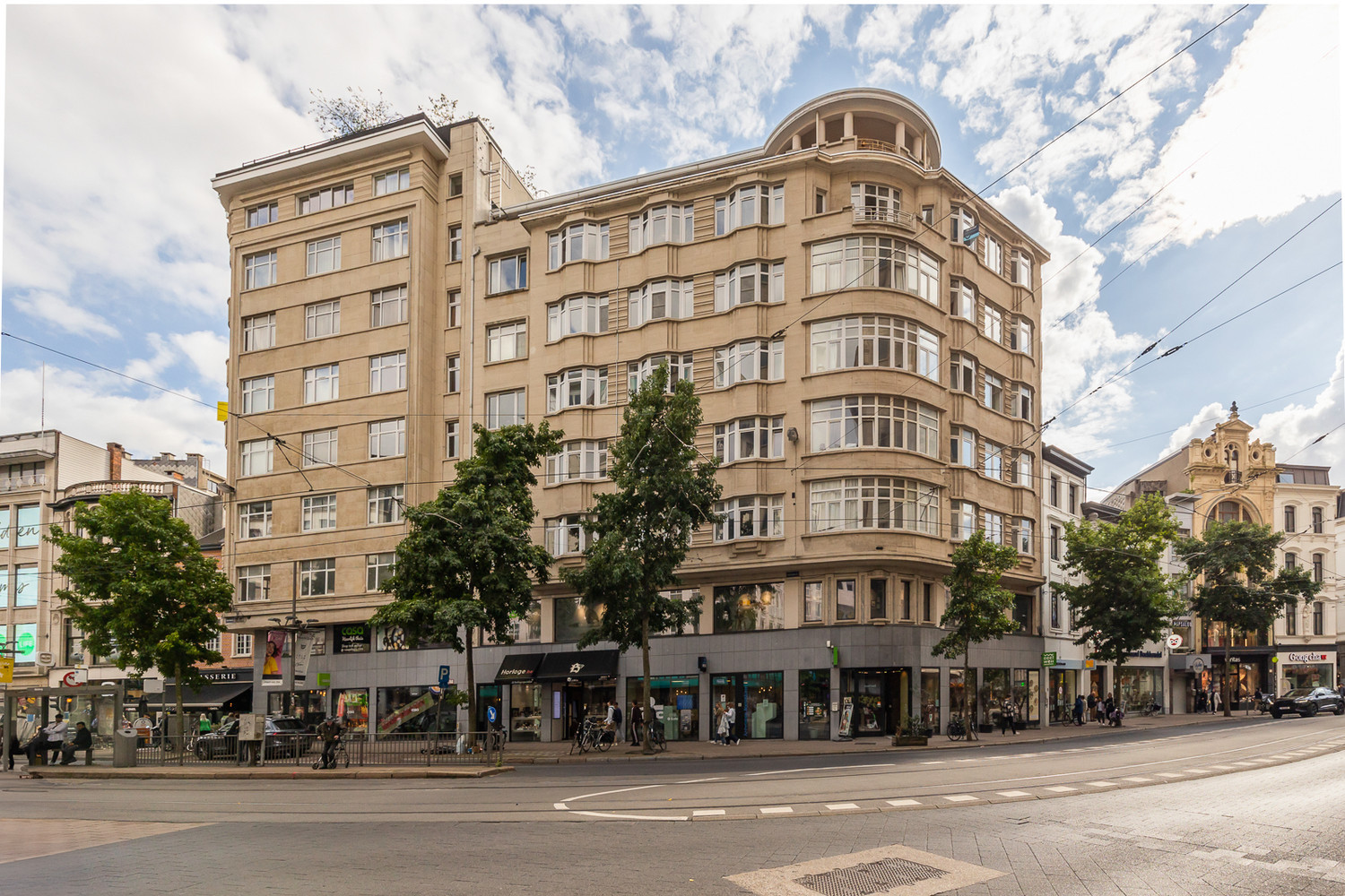 Stijvol en energiezuinig wonen in hartje Antwerpen, onder de iconische Boerentoren - 2 slk en 2 badk! - foto 4