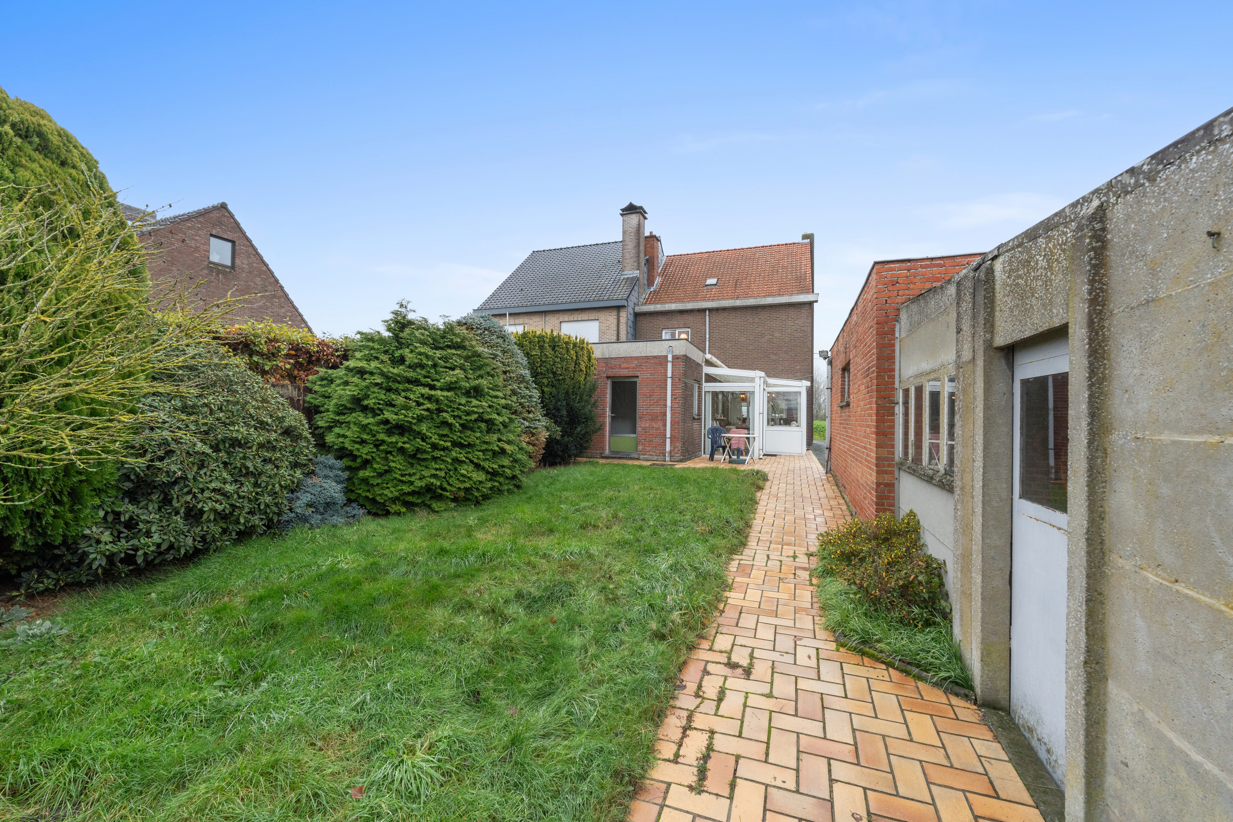 Halfopen woning met grote tuin in Dendermonde - foto 5