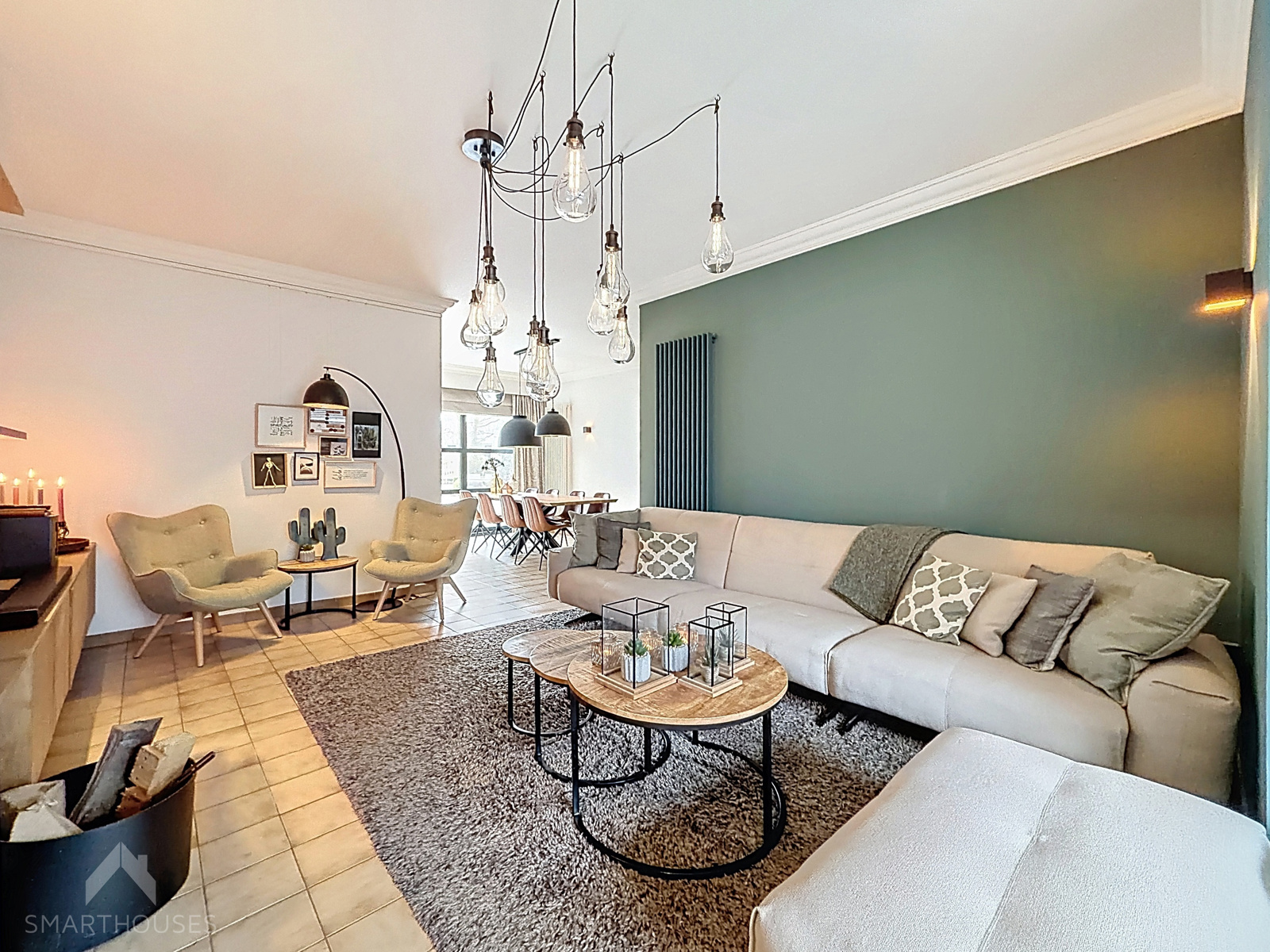 Ruime woning met 3 slaapkamers, bureel en uitweg via garage - foto 4