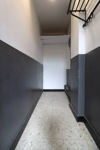 Bent u op zoek naar een instapklare en lichtrijke woning met één slaapkamer nabij het centrum van Temse? Lees en kijk dan snel even verder!Deze...