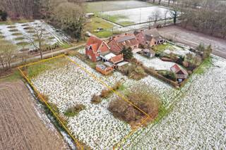 ZUID-WESTELIJK GERICHTE BOUWGROND VOOR OPEN BEBOUWING VAN 11A74CA MET KNAP VERZICHT TE BERINGEN-PAALTer hoogte van de Beelkenswijer 77 te...