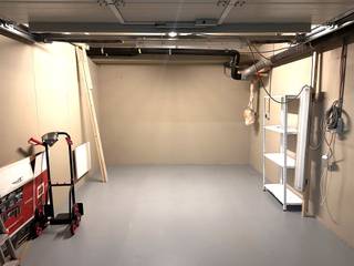 Ruime garagebox te koop in Residentie Nautica BredeneDeze ruime garagebox bevindt zich in de residentie Nautica, op de hoek van de Kapelstraat en de...