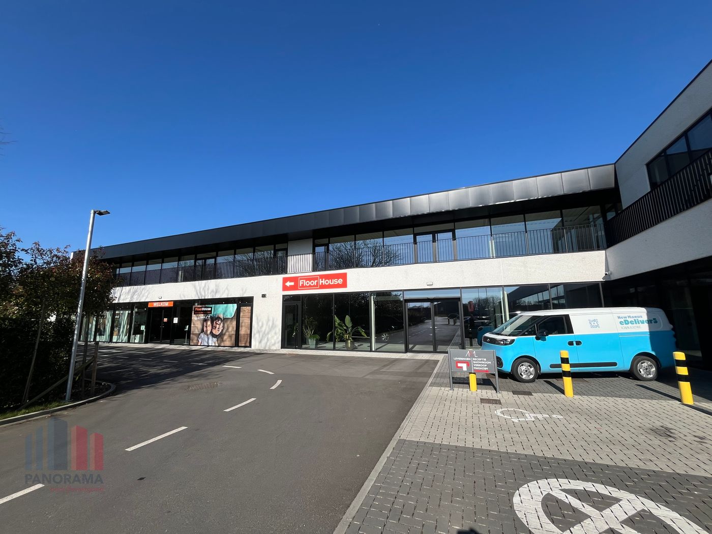 1.536 m² showroom/kantoor op absolute toplocatie nabij de R4 - photo 1