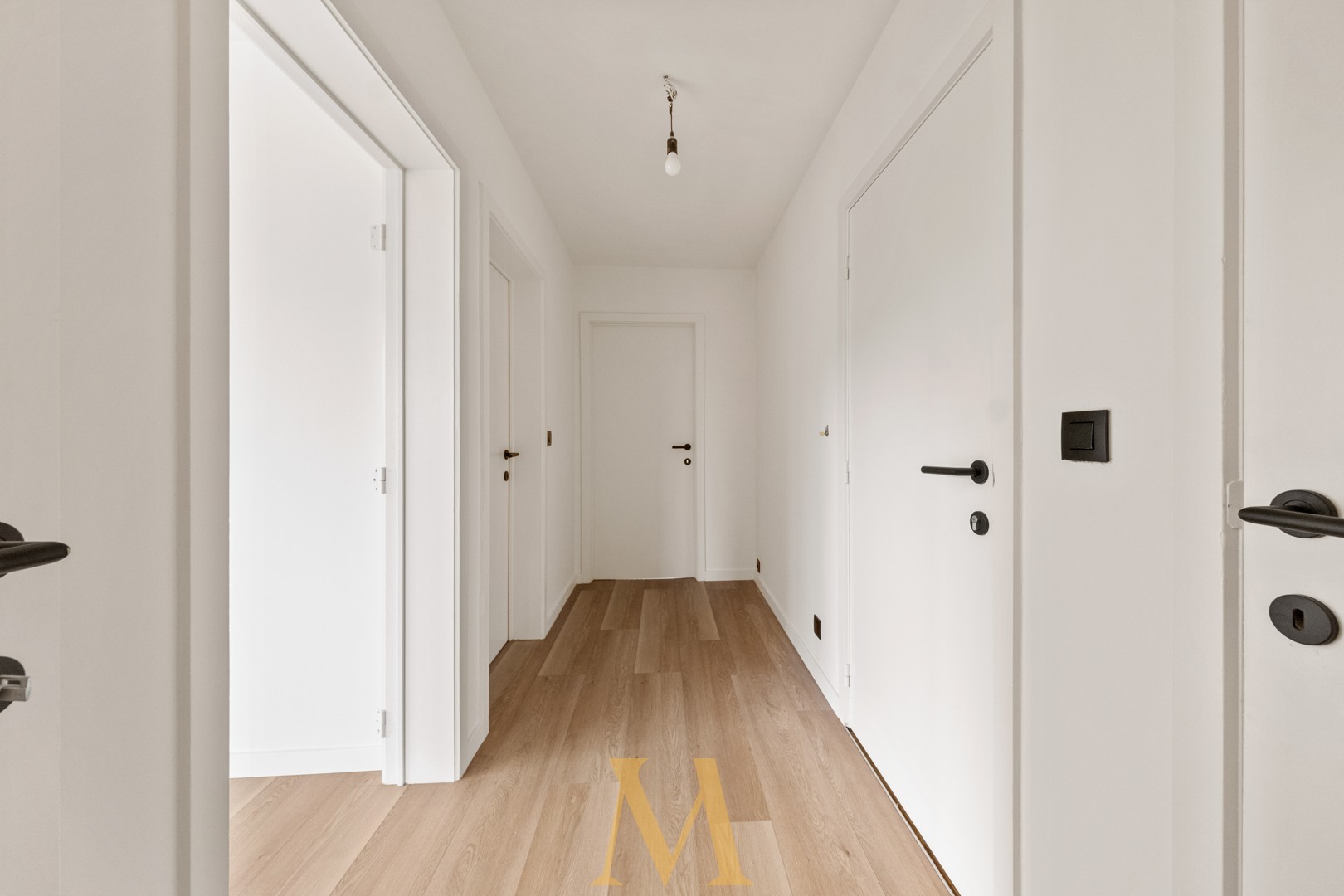 Recent gerenoveerd hoekappartement op toplocatie in Waregem - foto 5