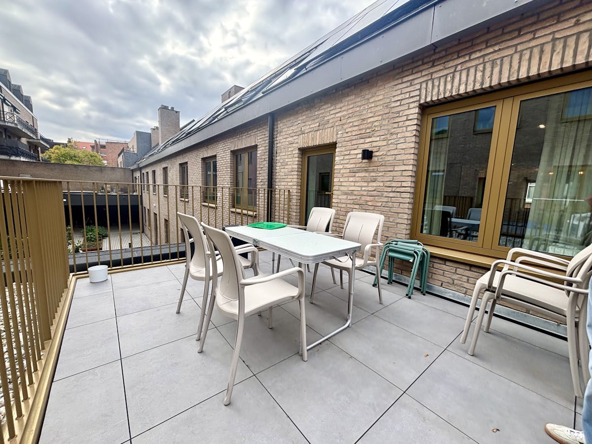 FOR RENT: 3 bedroom apartment in Hasselt center - photo 4