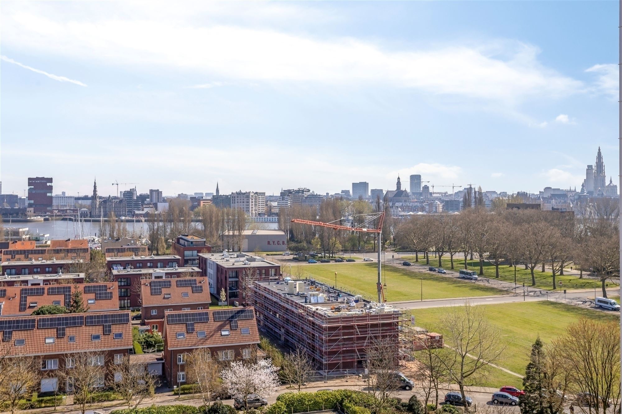 Verhuurd appartement met drie slpk en terras met prachtig uitzicht - foto 1