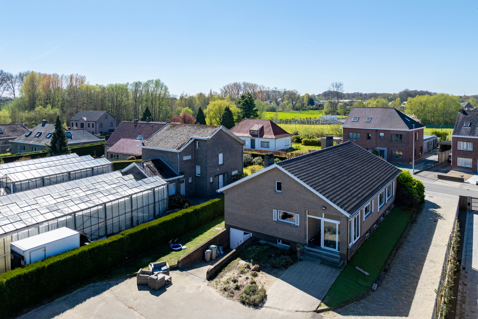 Woning plus magazijn te koop op uitstekende ligging te Merelbeke. - foto 3