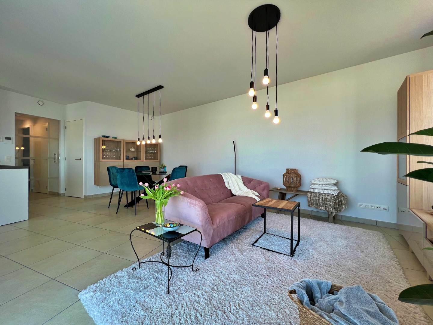 Instapklaar appartement met 2 slaapkamers en ondergrondse parkeerplaats te huur in centrum van Aalter - foto 3