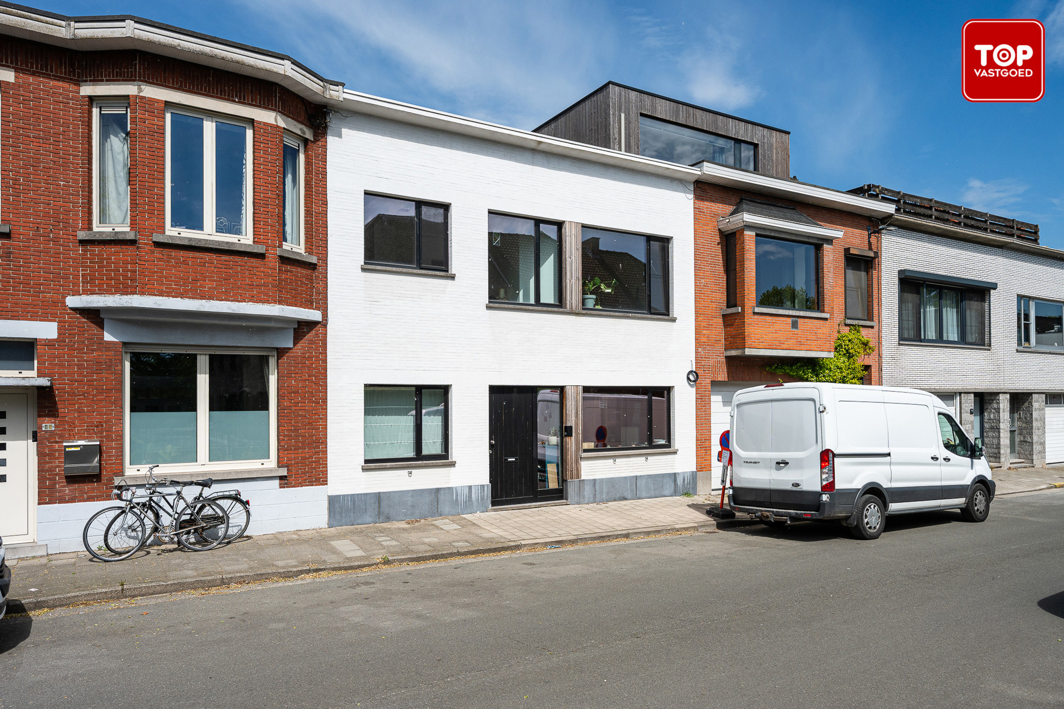 Totaal gerenoveerde woning (2021) met 4 slaapkamers. - foto 4
