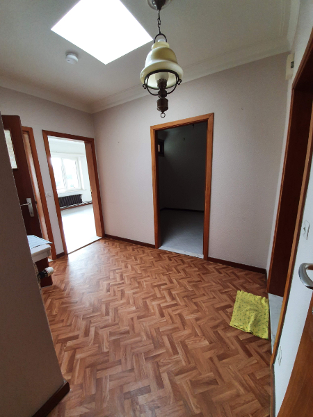 Centraal gelegen 3 slpk-appartement met kelderberging. - foto 2