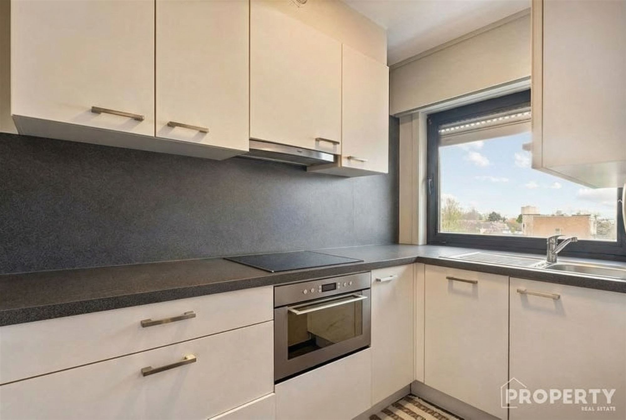 Instapklaar appartement met 2 slaapkamers te Roeselare! - foto 4
