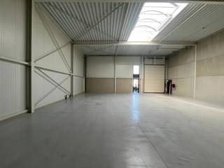 Nieuwe KMO unit A8 van 288m² in het "Cesar Business Park" gelegen op een bedrijventerrein van ongeveer 7 hectare in Bornem, bevinden deze...