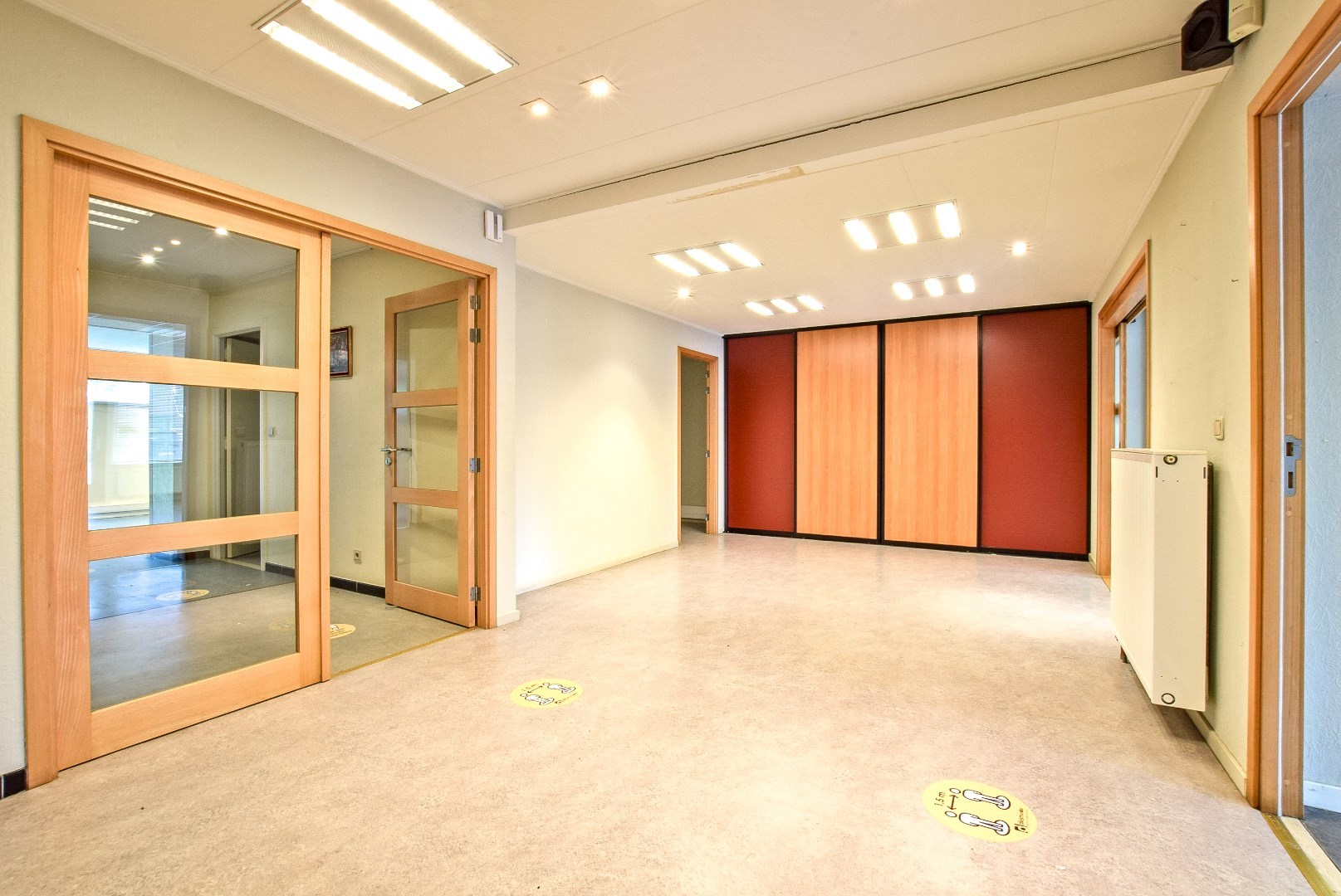 Commercial for rent in Diksmuide - photo 4