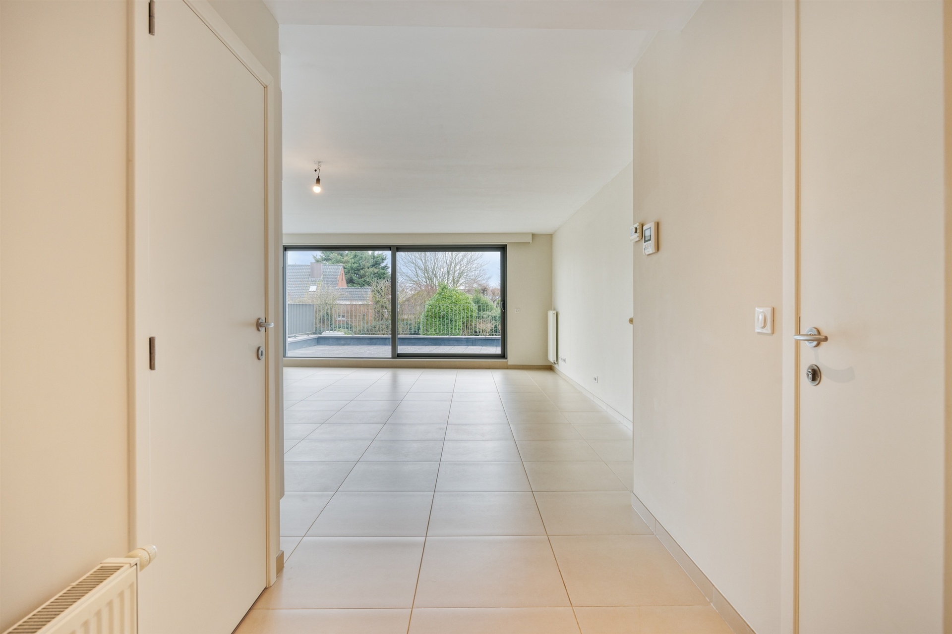 Appartement met groot Zuidwest georiënteerd terras - foto 2