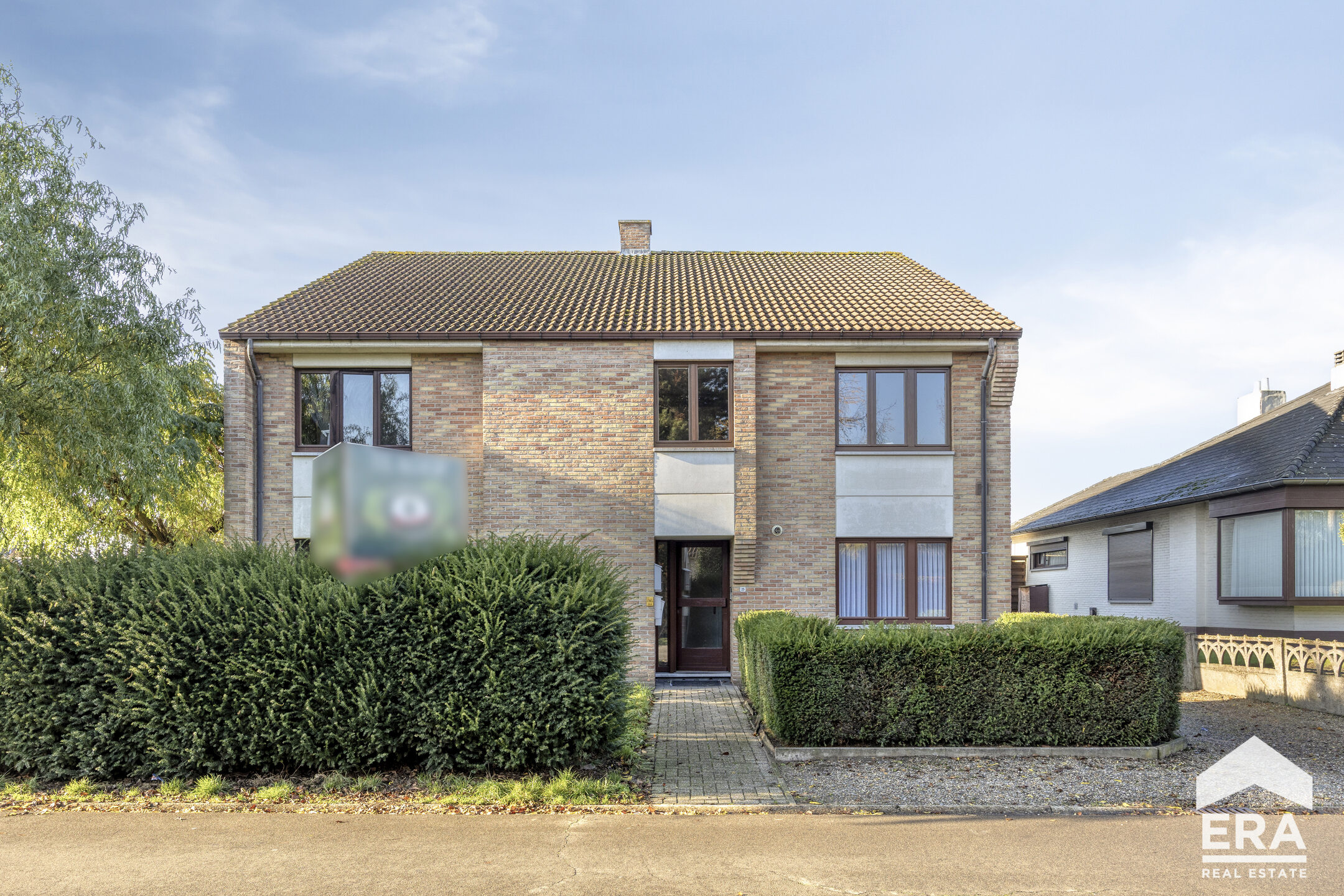 Gelijkvloers appartement met tuintje en garage te koop - foto 2